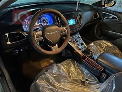 کرایسلەر 200